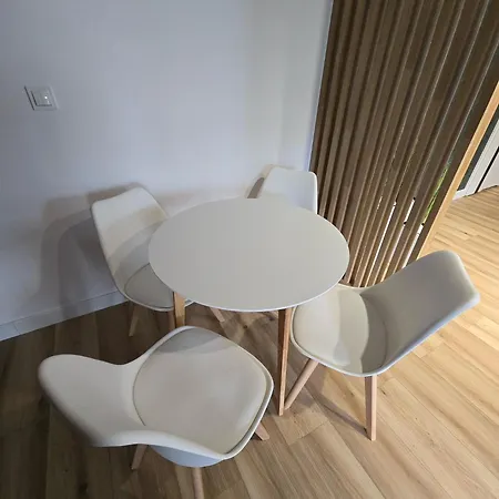 Apartament Park Trzy Stawy