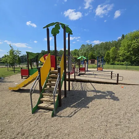 Park Trzy Stawy Apartman Katowice